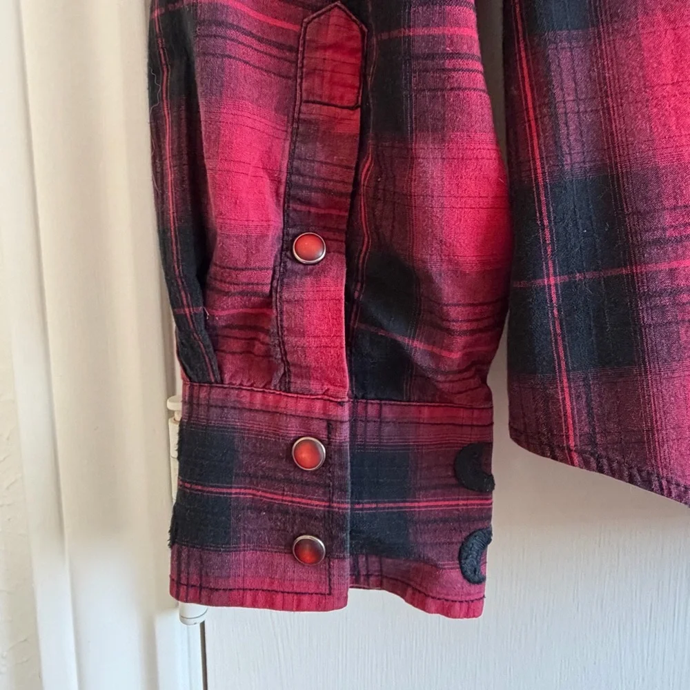 Rock & Roll Cowboy Men XL Red Plaid‎ Long Sleeved Button Down Shirt Embroidered